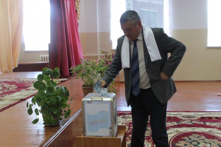 Туған жерге туыңды тік!