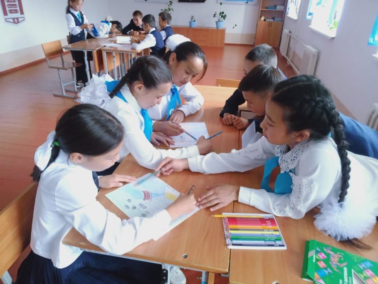 "Мектебім - мейірім мекені"  тәрбие сағаты