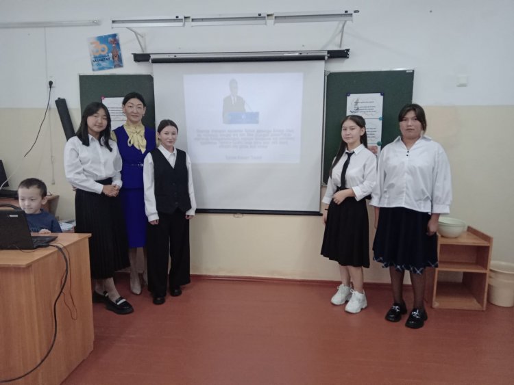 "Мектебім - мейірім мекені"  тәрбие сағаты