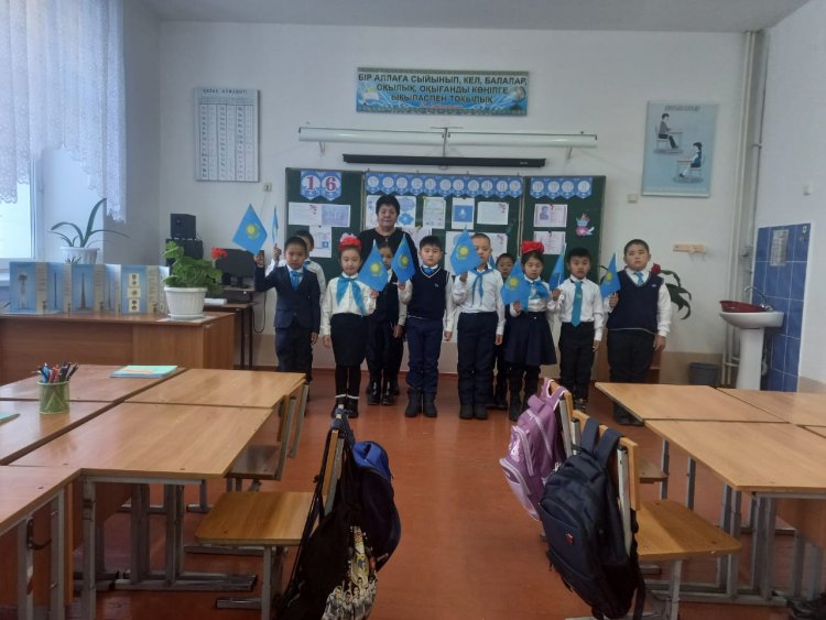 Тәуелсіздік күніне орай өткізілген тәрбие сағаттары