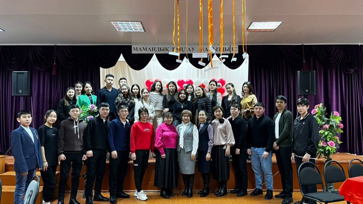 «Мамандық таңдау маңызды іс»тақырыбында өткізілген студенттермен кездесу кешінің анықтамасы.