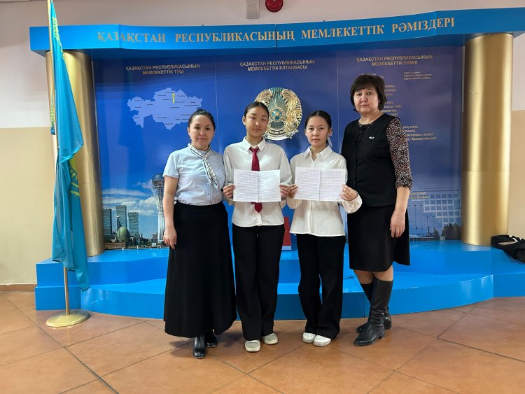 "Адалдық-ең асыл қасиет" атты облыстық эссе конкурсының аудандық кезеңінің жүлдегерлері: 10-сынып оқушысы Жакупова Дания Жетекшісі: Садвакасова А. Ж. 9-сынып оқушысы Дәулетқызы Әдина Жетекшісі: Бейсебаева К. А.