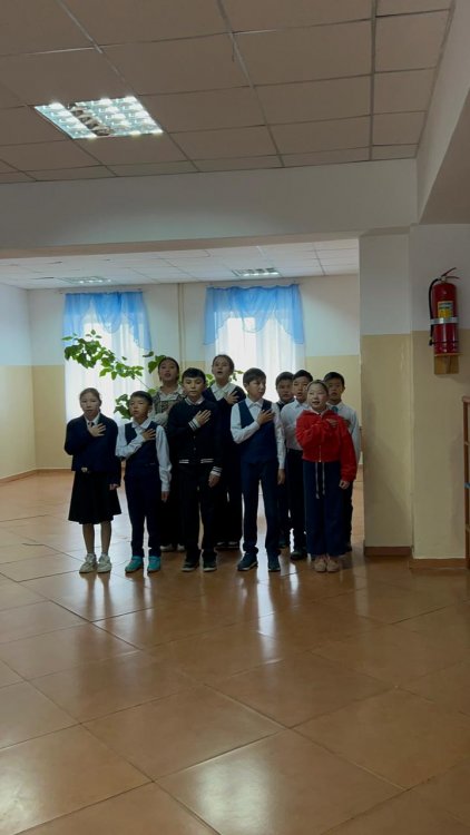 ҚР Әнұранын орындау