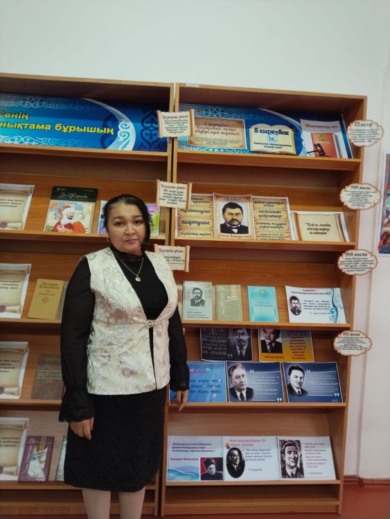 Тілім менің ғасырларға аманат мектептің 8-10 сынып оқушыларымен