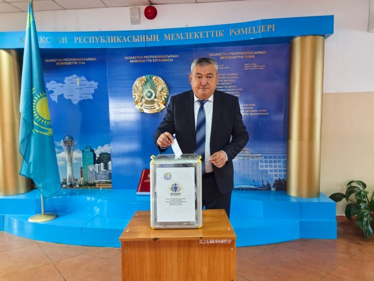 Мектеп The presidentінің сайлауы туралы ақпарат