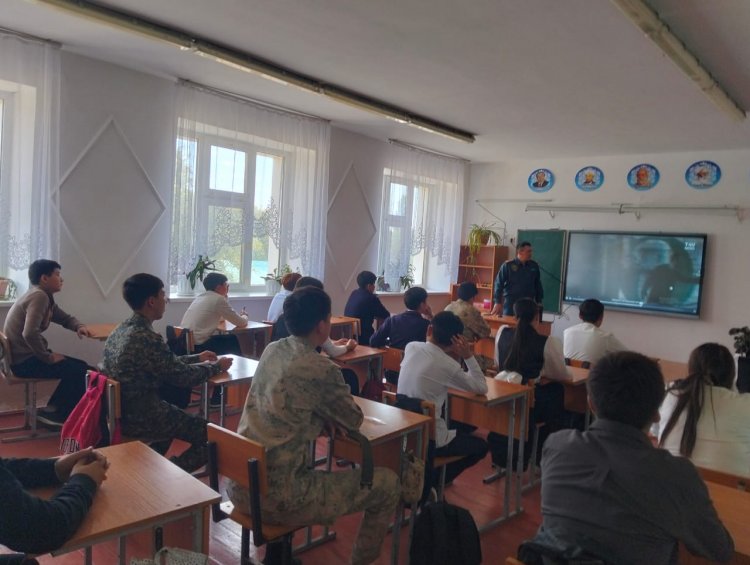 Озбырлықтың үлкені - Отаннан безу